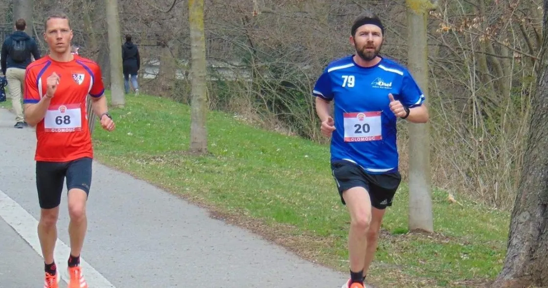 Lukáš Dlabáček běžel Hanácký půlmaraton