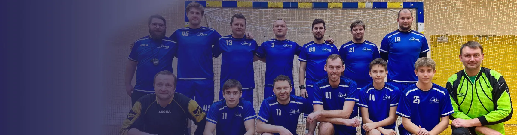 futsal dospělí header